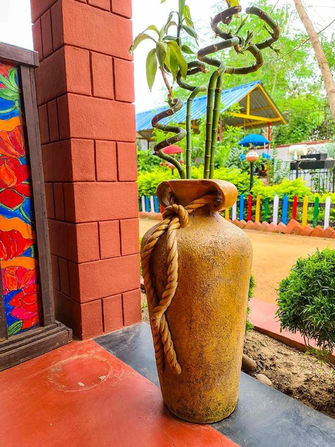 Panchobon Art Resort Shānti Niketan Buitenkant foto