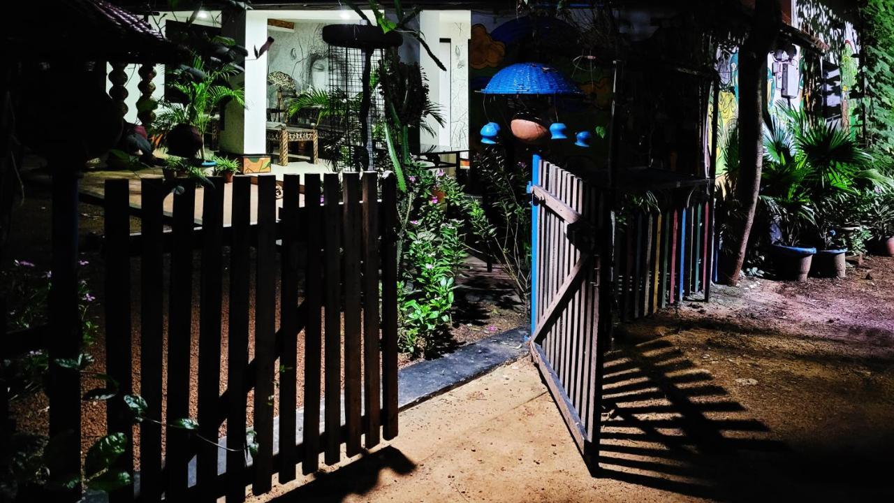 Panchobon Art Resort Shānti Niketan Buitenkant foto
