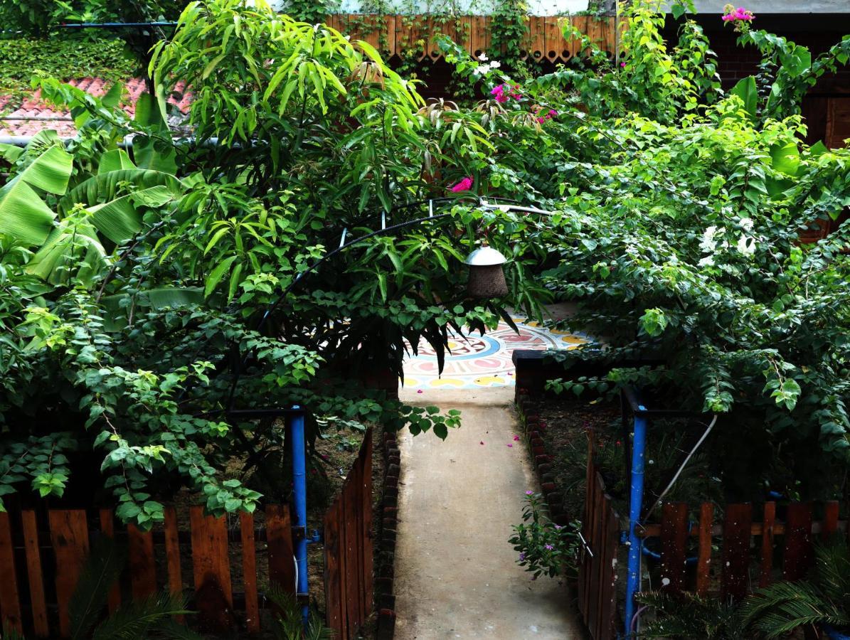 Panchobon Art Resort Shānti Niketan Buitenkant foto