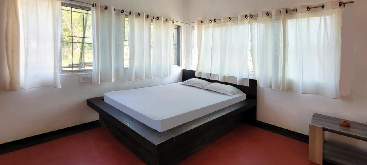 Panchobon Art Resort Shānti Niketan Buitenkant foto